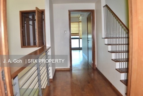 Goldenhill Villas (D19), Terrace #211975141
